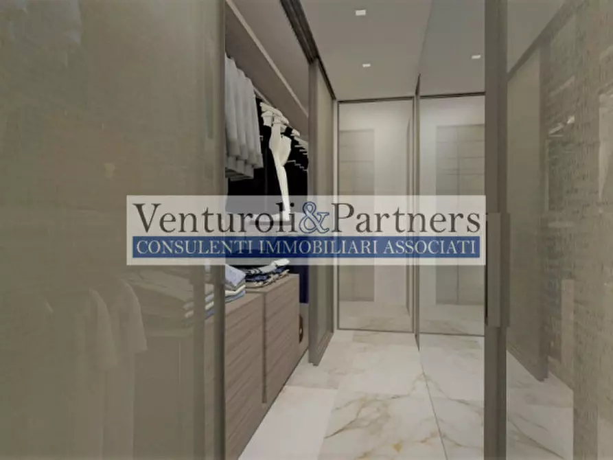 Immagine 12 di Villa in vendita  in Via Costalunga a Padenghe Sul Garda