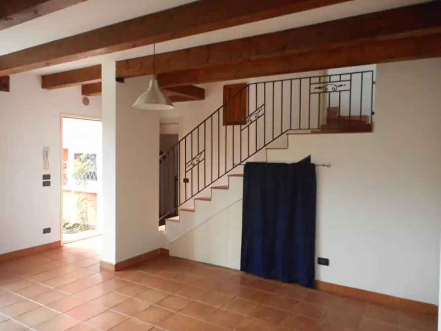 Immagine 6 di Casa trifamiliare in vendita  in via sacco a Arcugnano