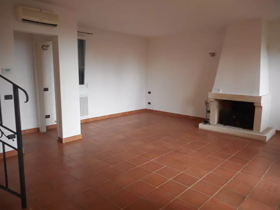 Immagine 9 di Casa trifamiliare in vendita  in via sacco a Arcugnano