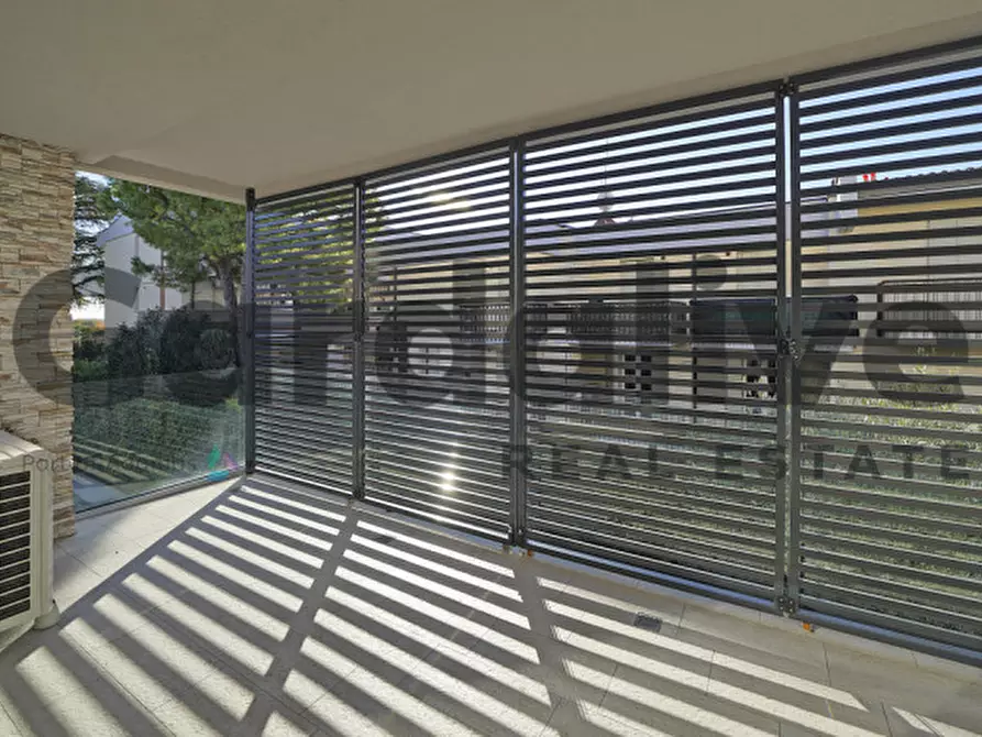 Immagine 13 di Appartamento in vendita  in Via Todeschino a Sirmione