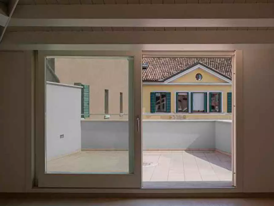 Immagine 5 di Attico in vendita  a Treviso