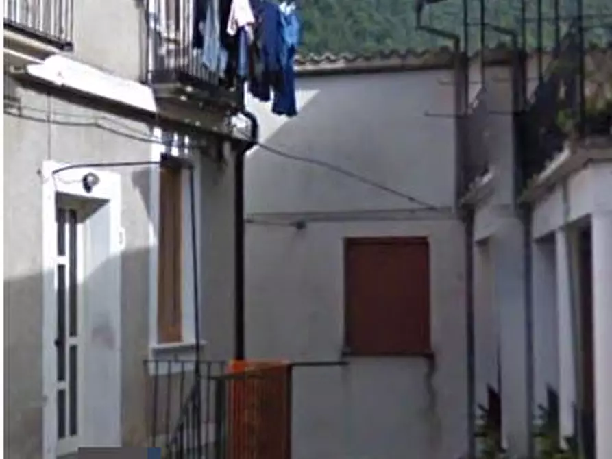 Immagine 1 di Casa indipendente in vendita  in Via Giuseppe Garibaldi, 5 a Tramutola