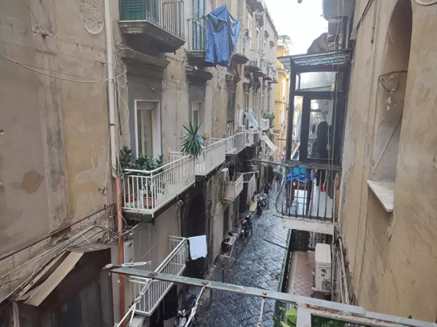 Immagine 4 di Appartamento in affitto  in Via Santa Teresella 7 a Napoli