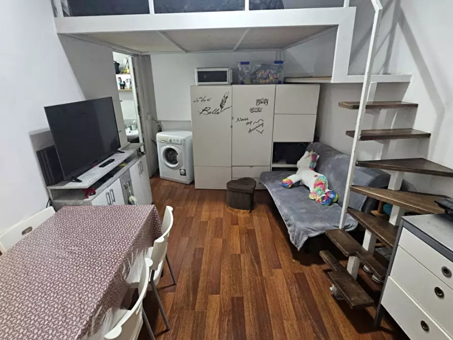 Immagine 8 di Appartamento in affitto  in Via Santa Teresella 7 a Napoli