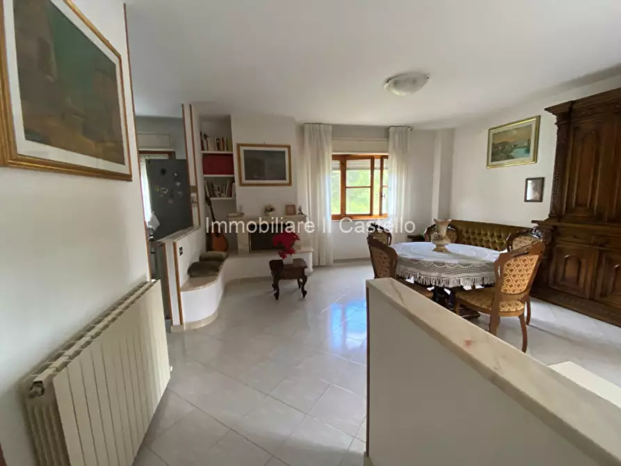 Immagine 5 di Appartamento in vendita  in via di Casina Nova a Paciano