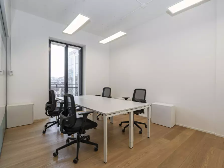 Immagine 4 di Ufficio in affitto  in Bastioni di Porta Nuova a Milano
