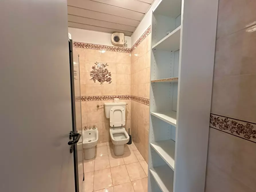 Immagine 8 di Ufficio in affitto  in Largo Parolini 108 a Bassano Del Grappa