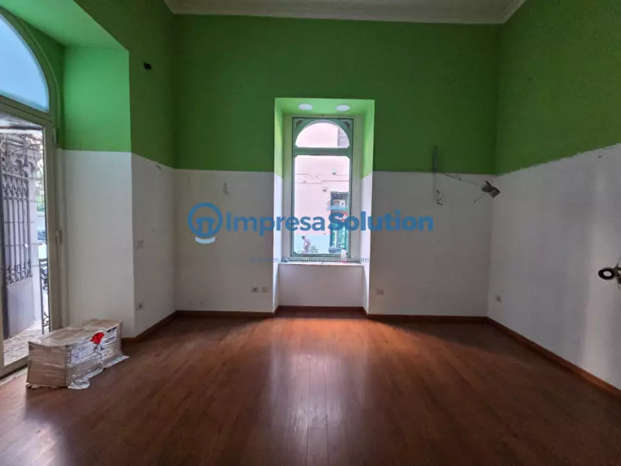 Immagine 10 di Negozio in affitto  in Via San Pasquale a Chiaia 36 a Napoli