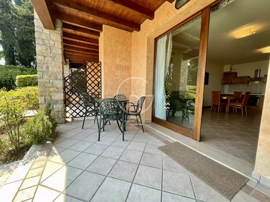 Immagine 14 di Appartamento in vendita  in Via delle Arche a Gardone Riviera