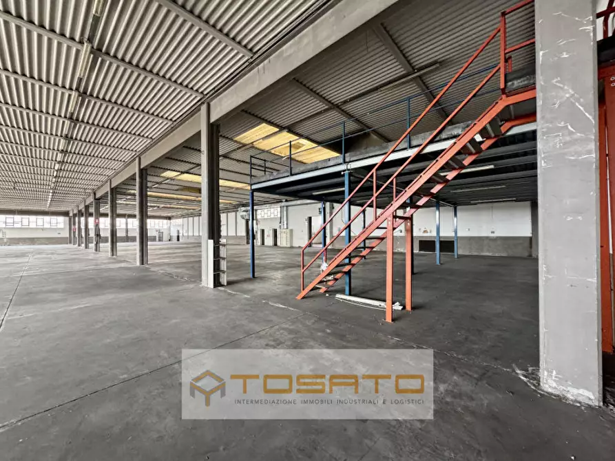 Immagine 22 di Capannone industriale in affitto  in via verona a Legnago