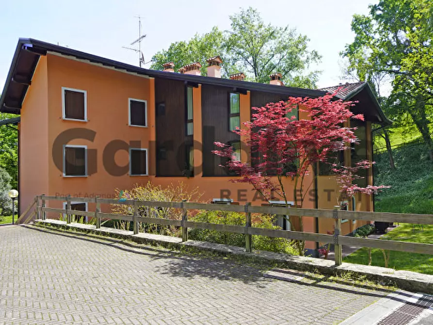 Immagine 1 di Appartamento in vendita  in Via Omodeo, 1 a Soiano Del Lago