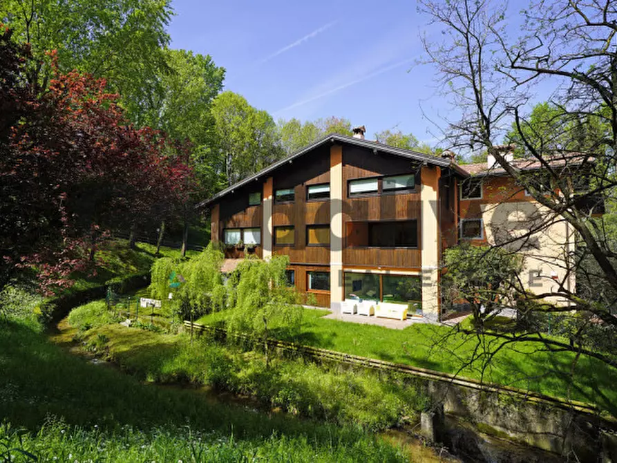 Immagine 2 di Appartamento in vendita  in Via Omodeo, 1 a Soiano Del Lago