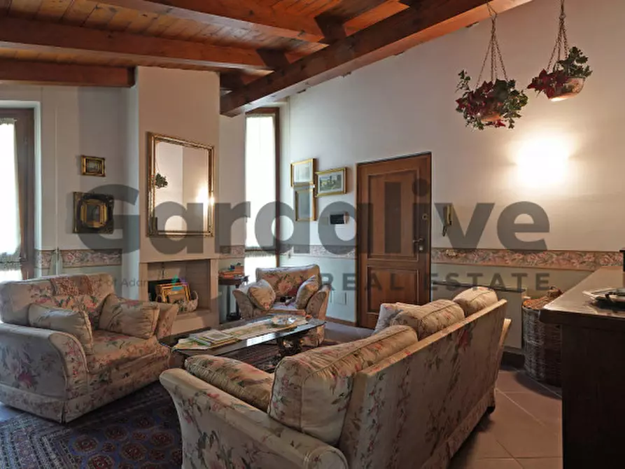 Immagine 11 di Appartamento in vendita  in Via Omodeo, 1 a Soiano Del Lago