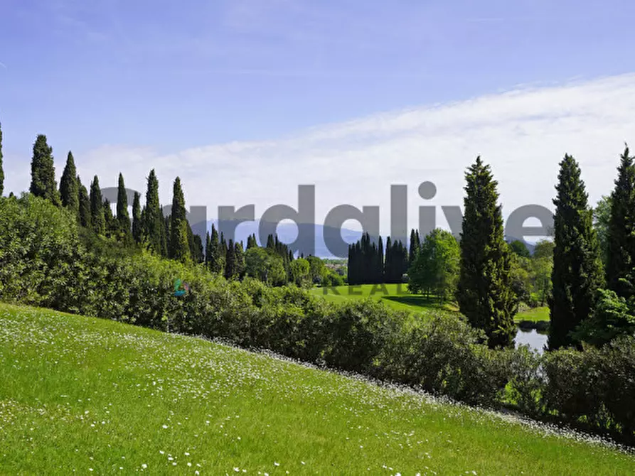 Immagine 28 di Appartamento in vendita  in Via Omodeo, 1 a Soiano Del Lago