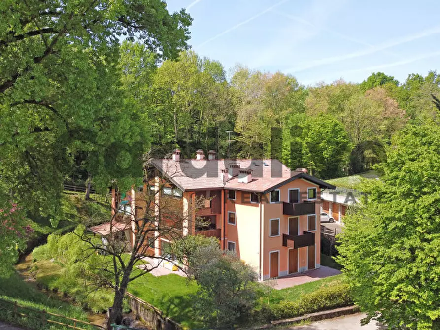 Immagine 35 di Appartamento in vendita  in Via Omodeo, 1 a Soiano Del Lago