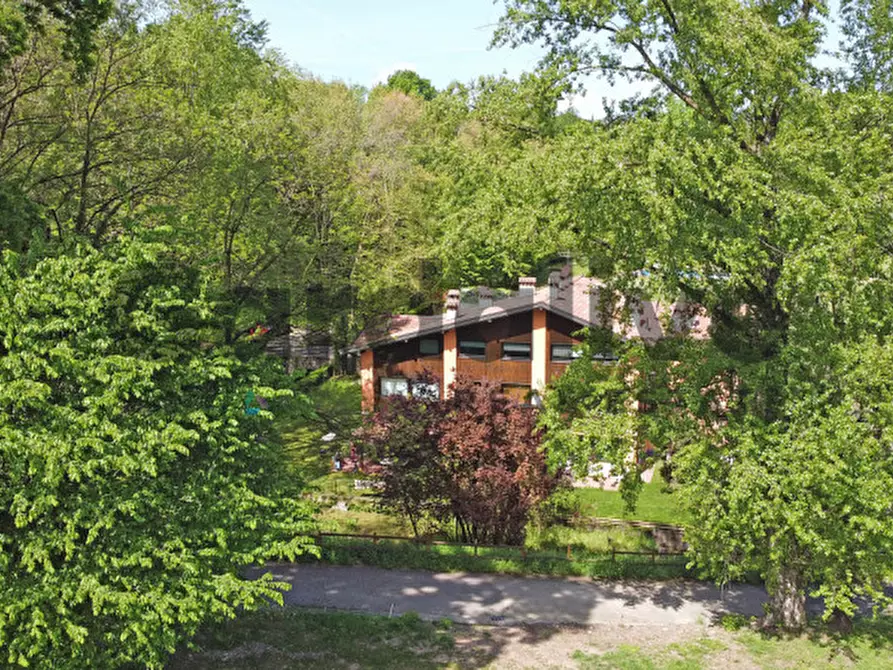 Immagine 47 di Appartamento in vendita  in Via Omodeo, 1 a Soiano Del Lago