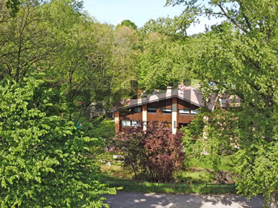 Immagine 48 di Appartamento in vendita  in Via Omodeo, 1 a Soiano Del Lago