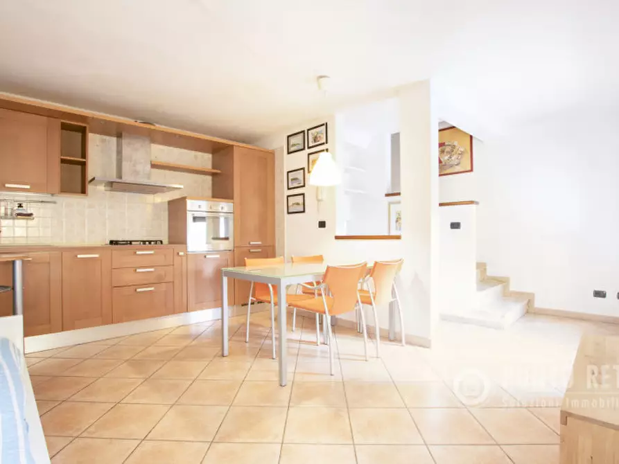 Immagine 1 di Appartamento in vendita  in Via Borgo a Pescantina