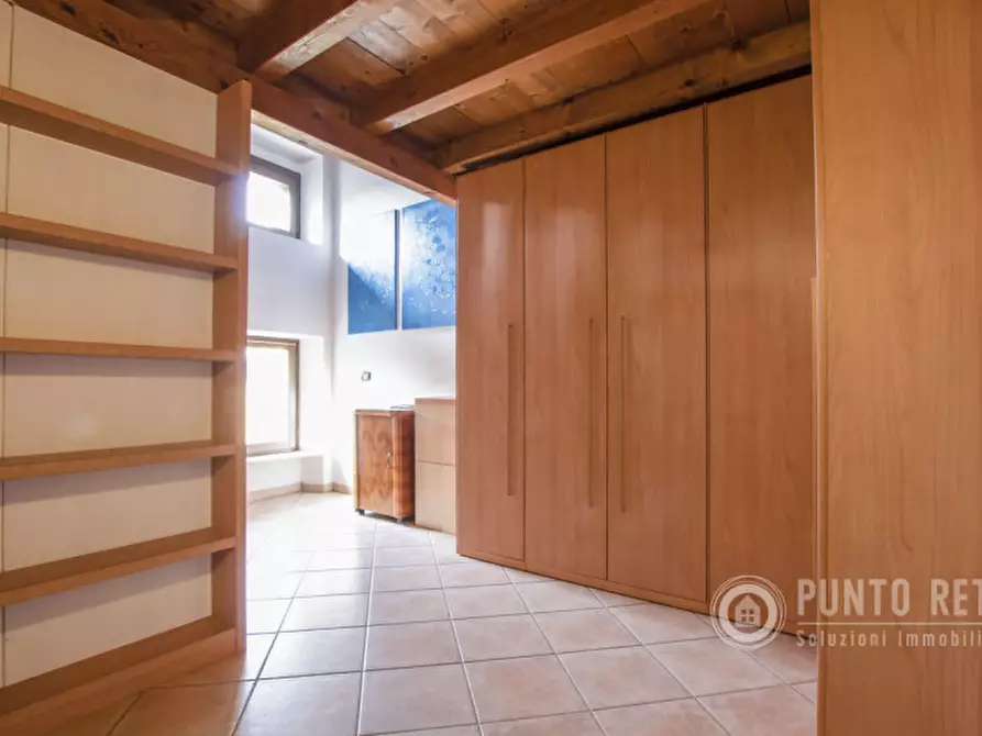 Immagine 9 di Appartamento in vendita  in Via Borgo a Pescantina