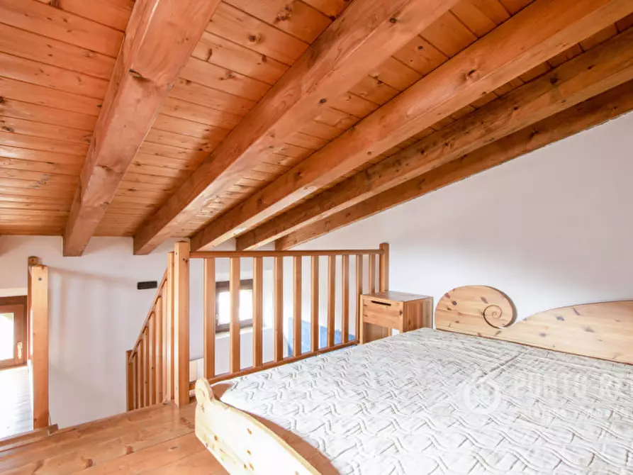 Immagine 16 di Appartamento in vendita  in Via Borgo a Pescantina