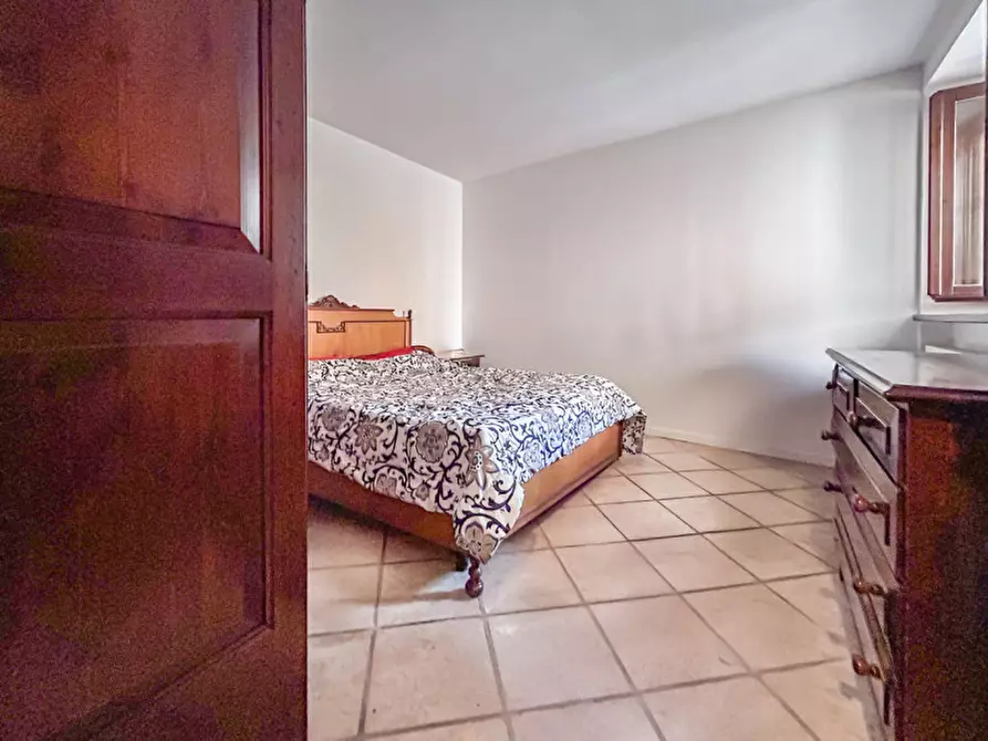 Immagine 15 di Appartamento in vendita  in Via Colli a Pescantina