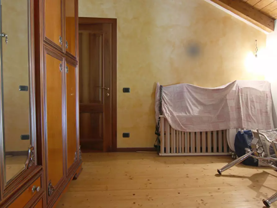 Immagine 26 di Villa in vendita  in Via dei Peschi a Pescantina