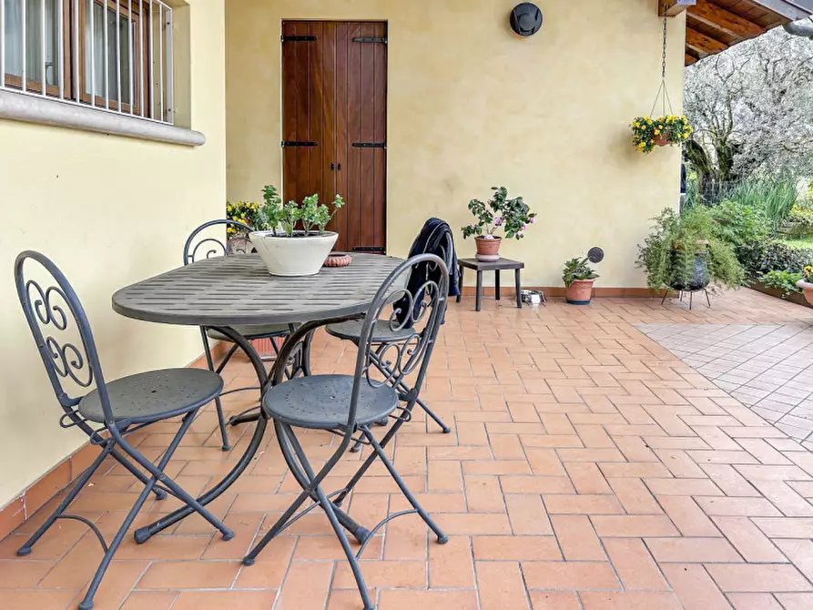 Immagine 55 di Villa in vendita  in Via dei Peschi a Pescantina