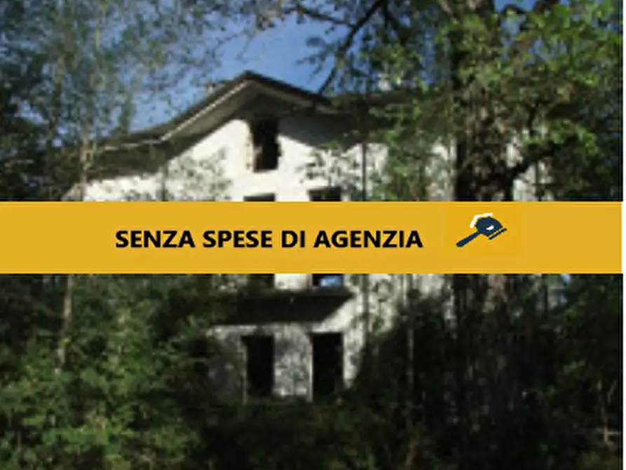 Immagine 1 di Casa indipendente in vendita  in Via del Cerro, 16 a Bettola