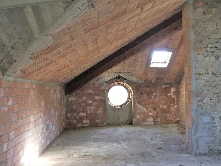 Immagine 18 di Casa indipendente in vendita  in Via del Cerro, 16 a Bettola