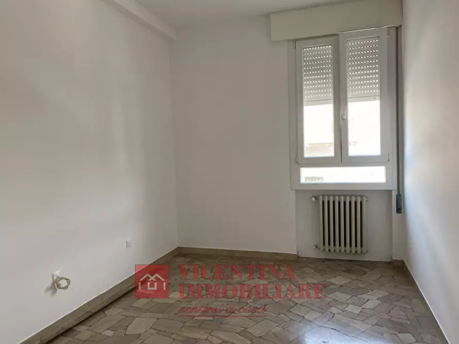 Immagine 8 di Appartamento in vendita  in via Luigi Palazzolo a Vicenza