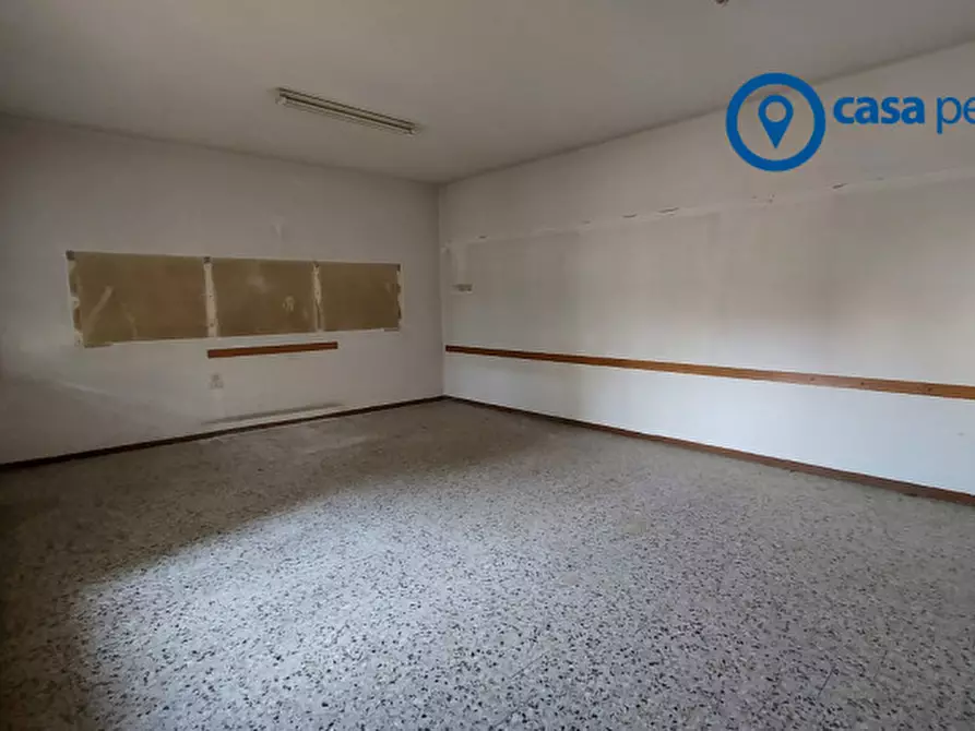 Immagine 14 di Palazzo in vendita  in Via Giordano Bruno, 6 a Rovigo