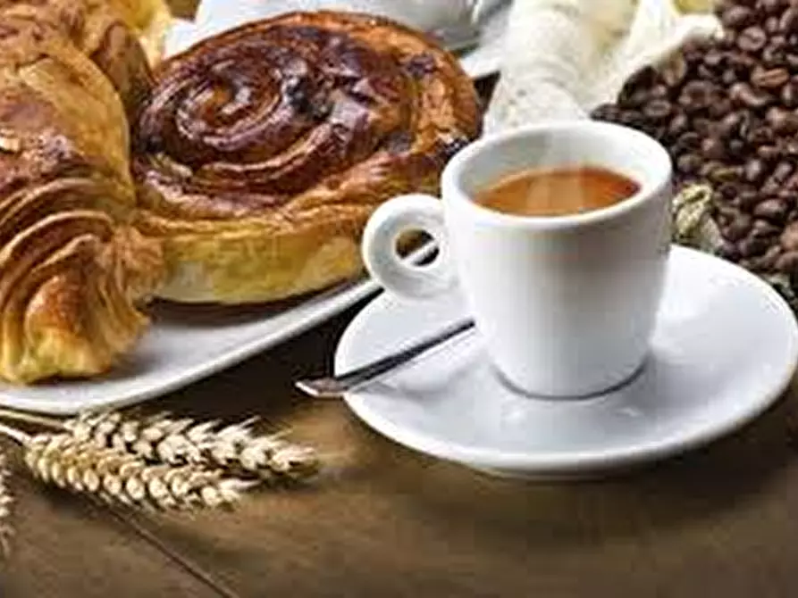 Immagine 6 di Attività commerciale in vendita  a Vicenza