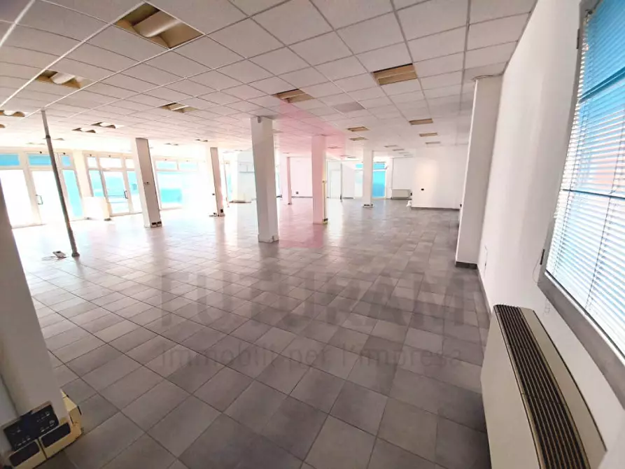 Immagine 9 di Ufficio in affitto  a Brendola