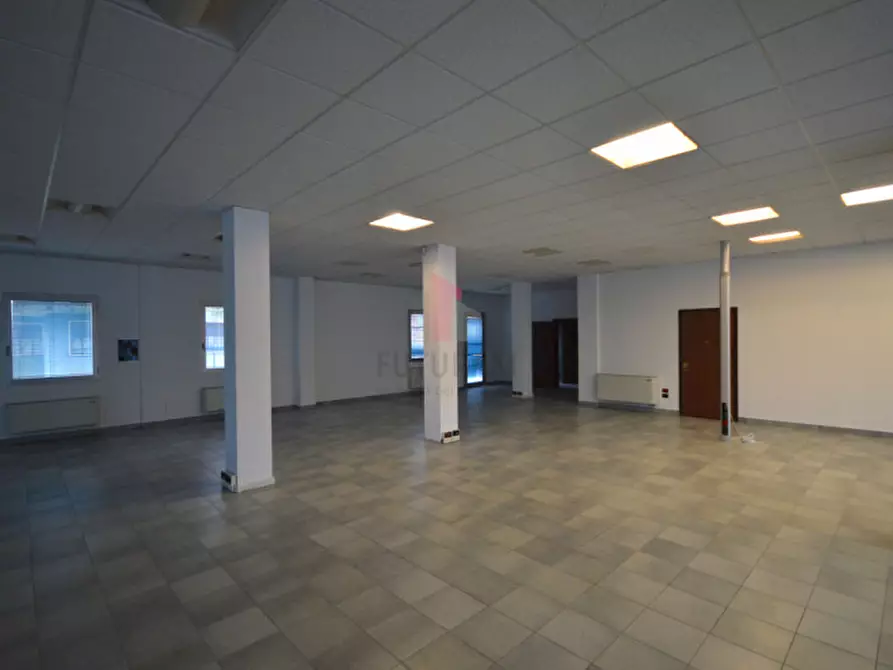 Immagine 13 di Ufficio in affitto  a Brendola