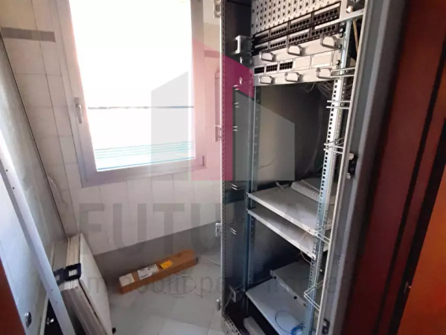 Immagine 15 di Ufficio in affitto  a Brendola