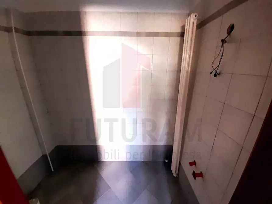 Immagine 16 di Ufficio in affitto  a Brendola