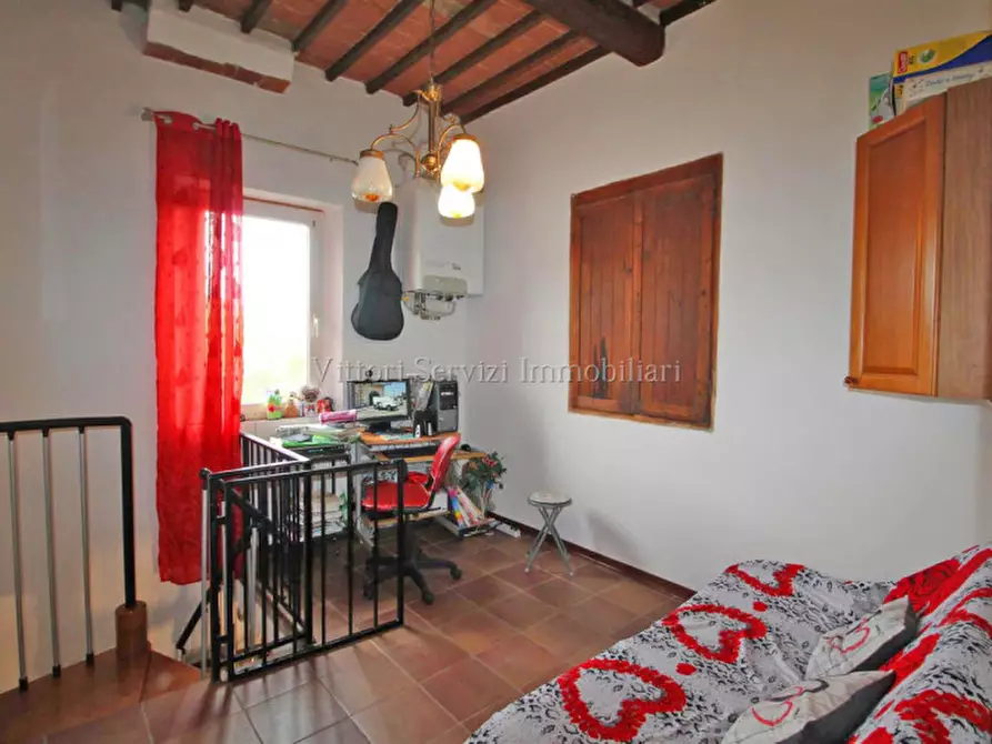 Immagine 12 di Casa bifamiliare in vendita  in via della resistenza a Montepulciano