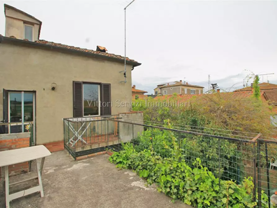Immagine 15 di Casa bifamiliare in vendita  in via della resistenza a Montepulciano