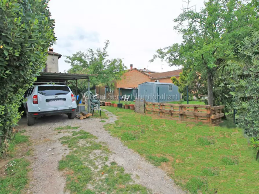 Immagine 18 di Casa bifamiliare in vendita  in via della resistenza a Montepulciano