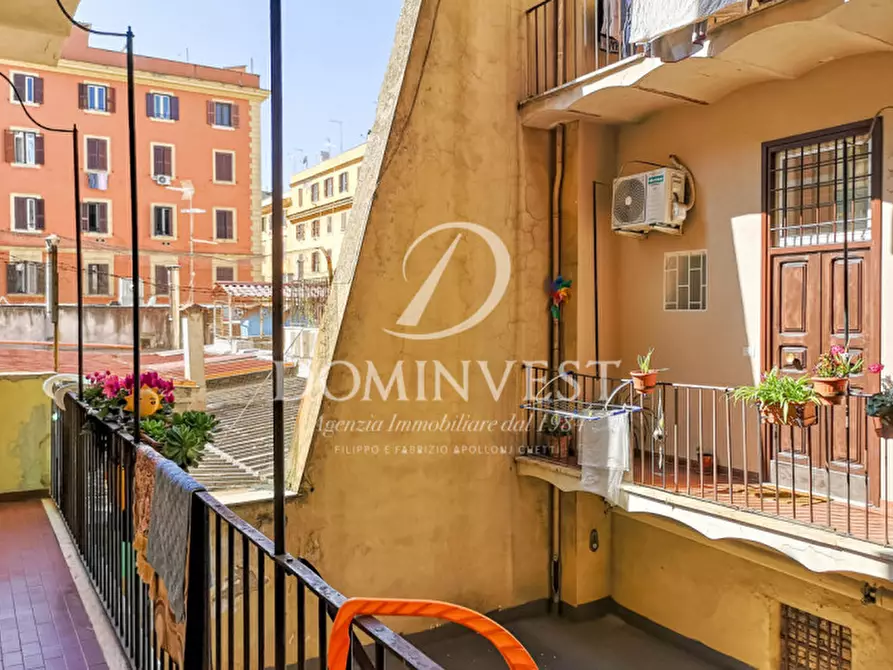 Immagine 16 di Appartamento in affitto  in Via dei Sabelli a Roma