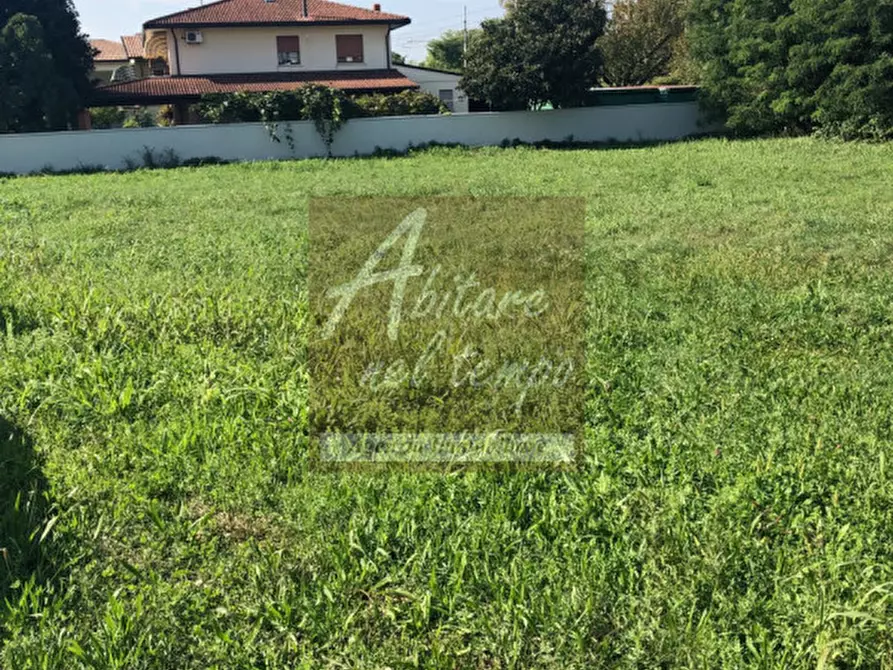 Immagine 3 di Terreno in vendita  in VIA DEI FRASSINI a Fontaniva