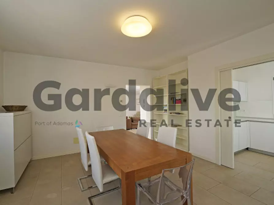 Immagine 4 di Villa in vendita  a Soiano Del Lago