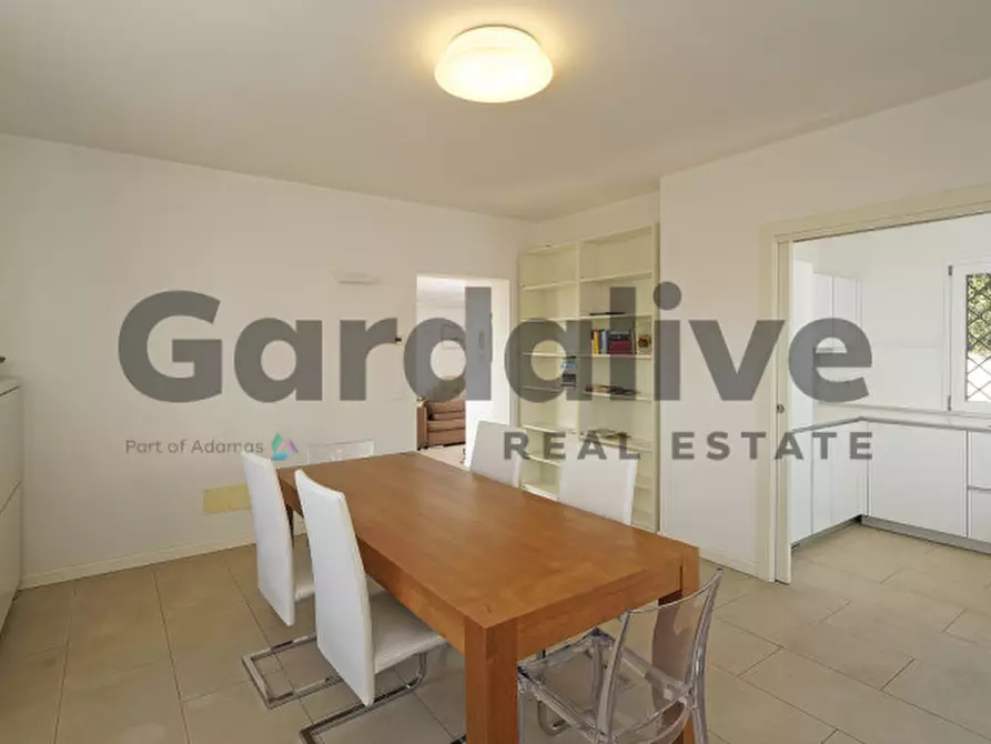 Immagine 6 di Villa in vendita  a Soiano Del Lago