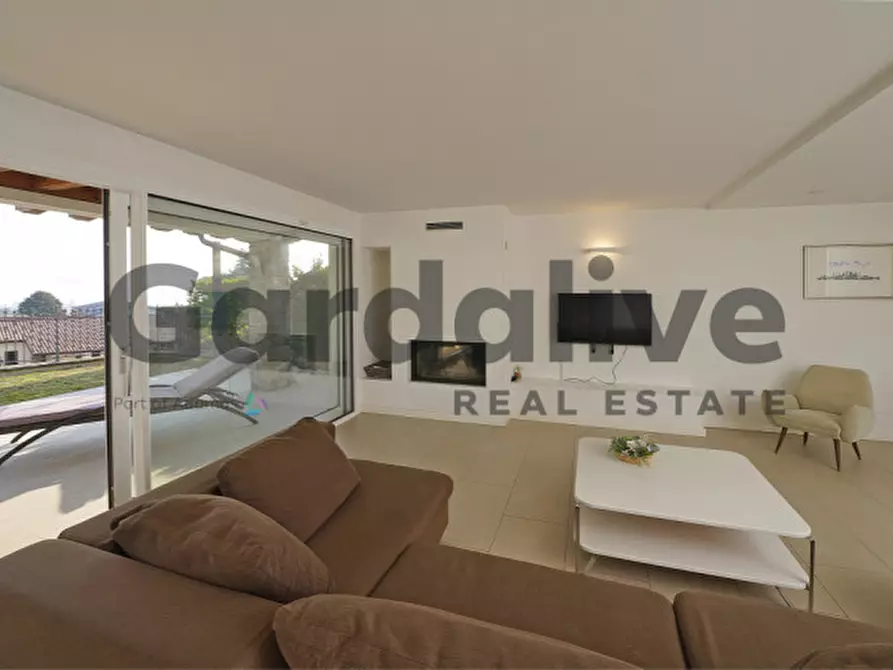 Immagine 15 di Villa in vendita  a Soiano Del Lago