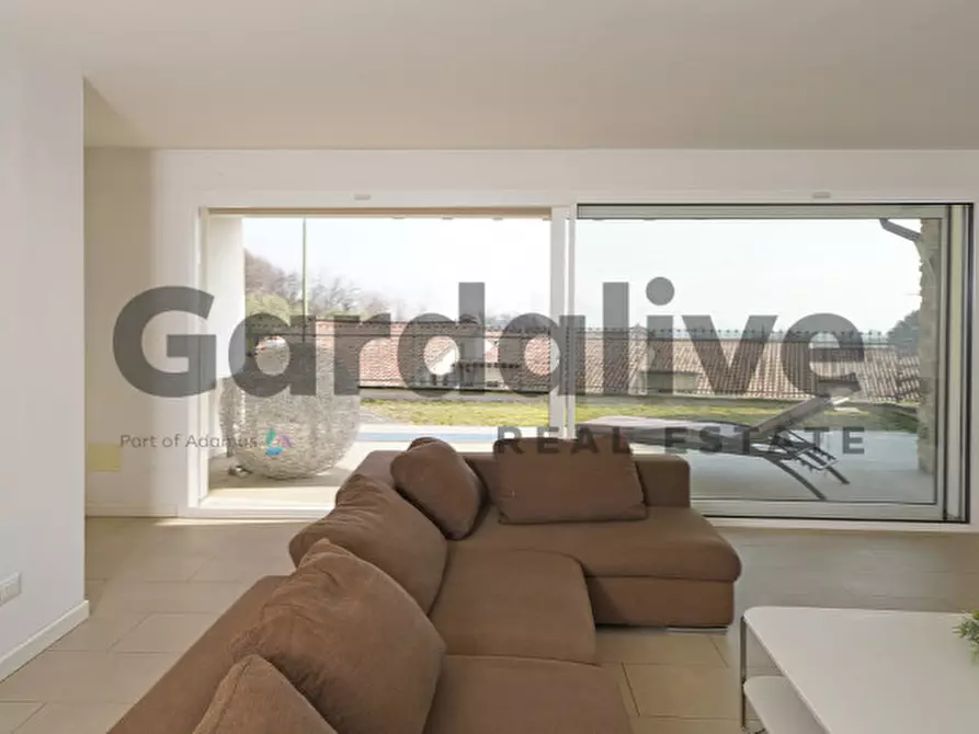 Immagine 19 di Villa in vendita  a Soiano Del Lago