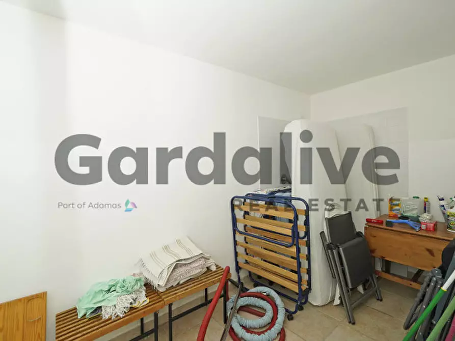 Immagine 39 di Villa in vendita  a Soiano Del Lago