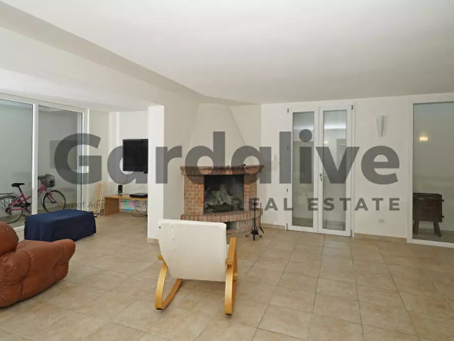 Immagine 40 di Villa in vendita  a Soiano Del Lago