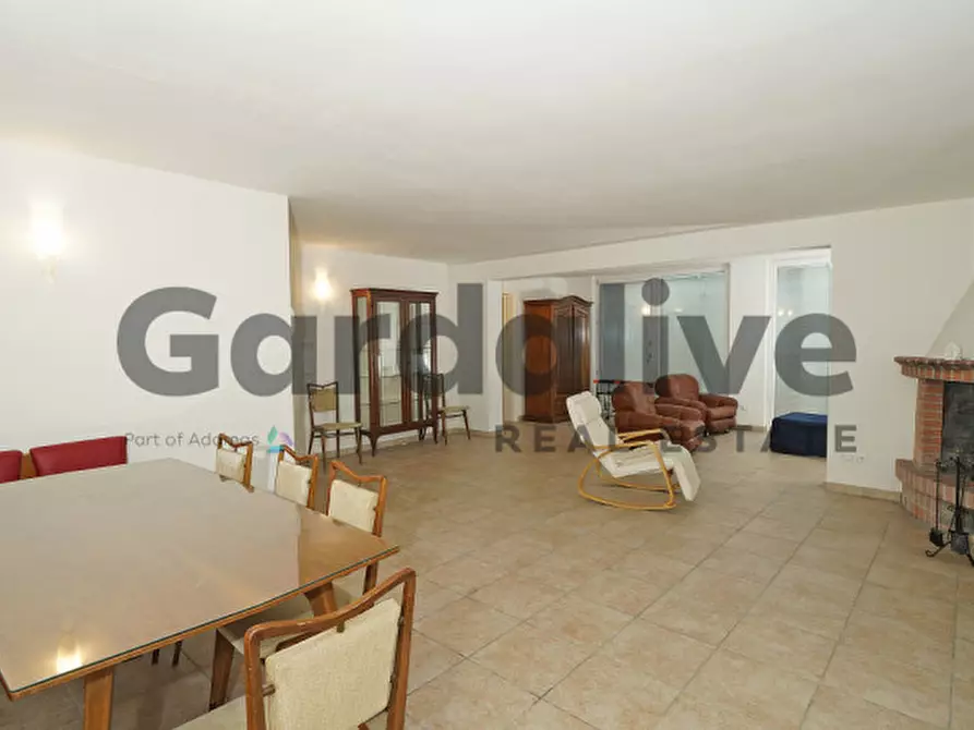 Immagine 49 di Villa in vendita  a Soiano Del Lago