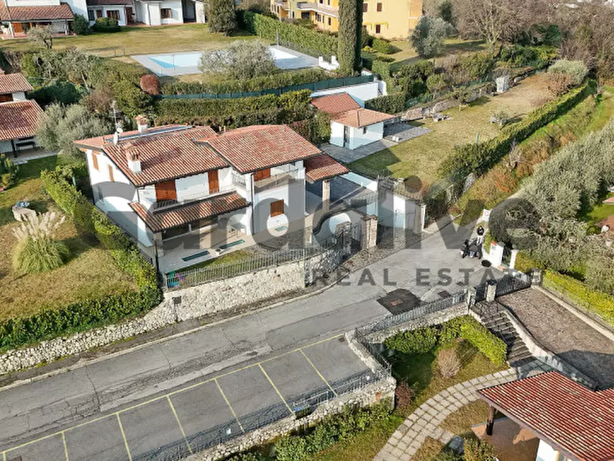 Immagine 56 di Villa in vendita  a Soiano Del Lago