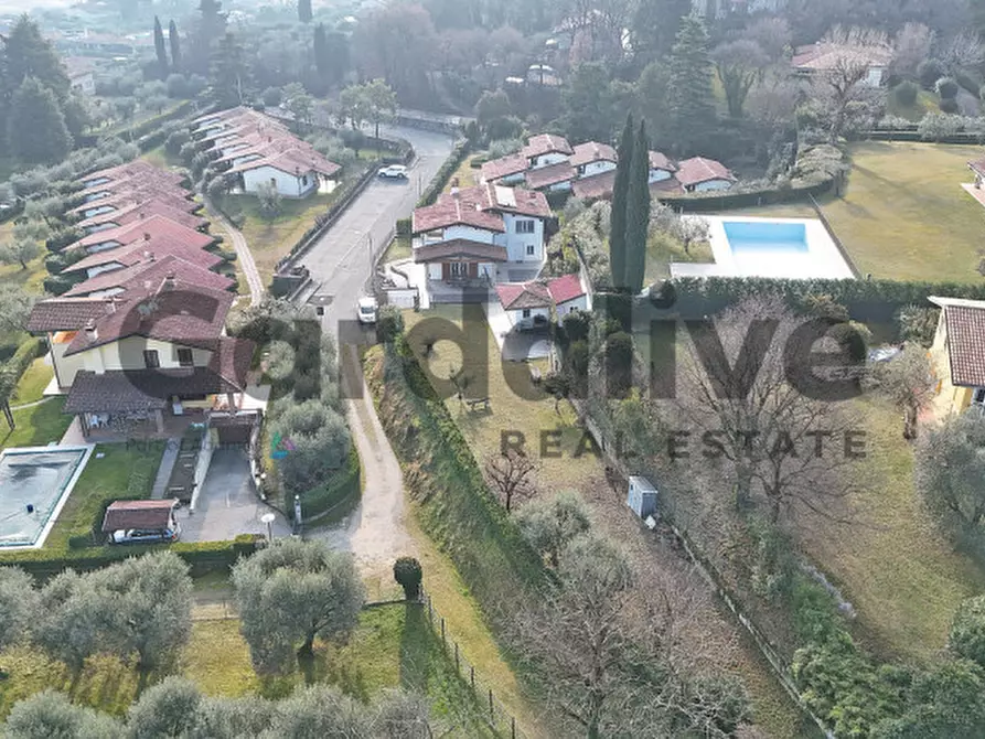 Immagine 59 di Villa in vendita  a Soiano Del Lago